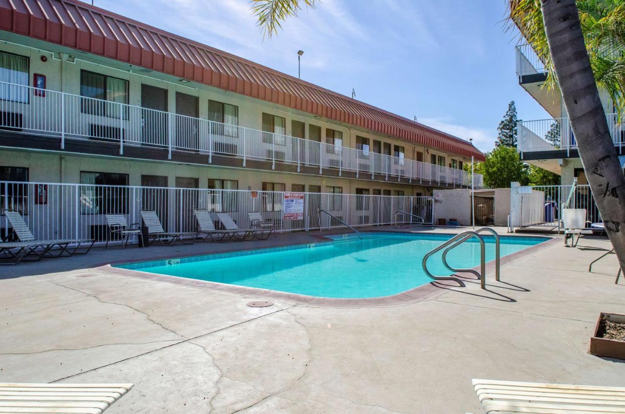 Studio 6-Fresno, Ca - Extended Stay Pinedale Exterior foto